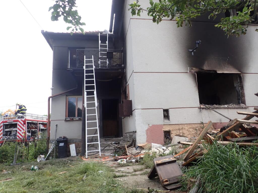 Tragický požár v Zaječově na Berounsku. Foto: HZS STC