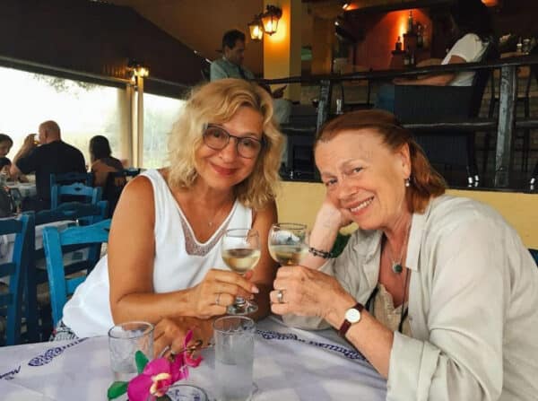 Užívejte prázdniny popřály Jana Paulová a Iva Janžurová fanouškům. Foto: Instagram