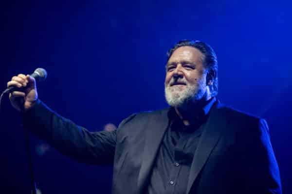 Russell Crowe si v Karlových Varech vystřihl i vlastní koncert. Foto: Film Servis Festival Karlovy Vary