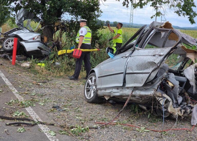 Tragická nehoda mladého řidiče BMW se stala v pátek mezi obcemi Otmarov a Telnice na Brněnsku. Foto: PČR