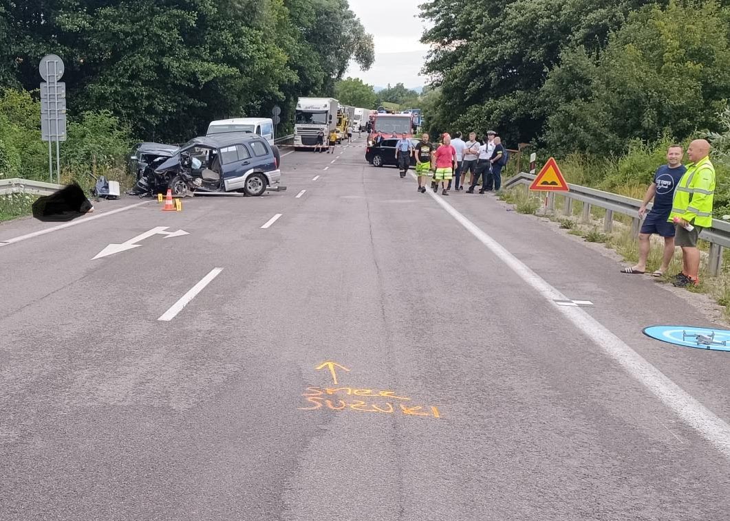 Tragickou nehodu nedaleko Trenčína nepřežili dva senioři. Foto: Policie Trenčín