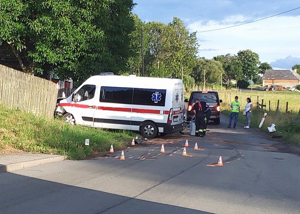 Tragická nehoda se stala v obci Karle na Svitavsku. Foto: HZS PK