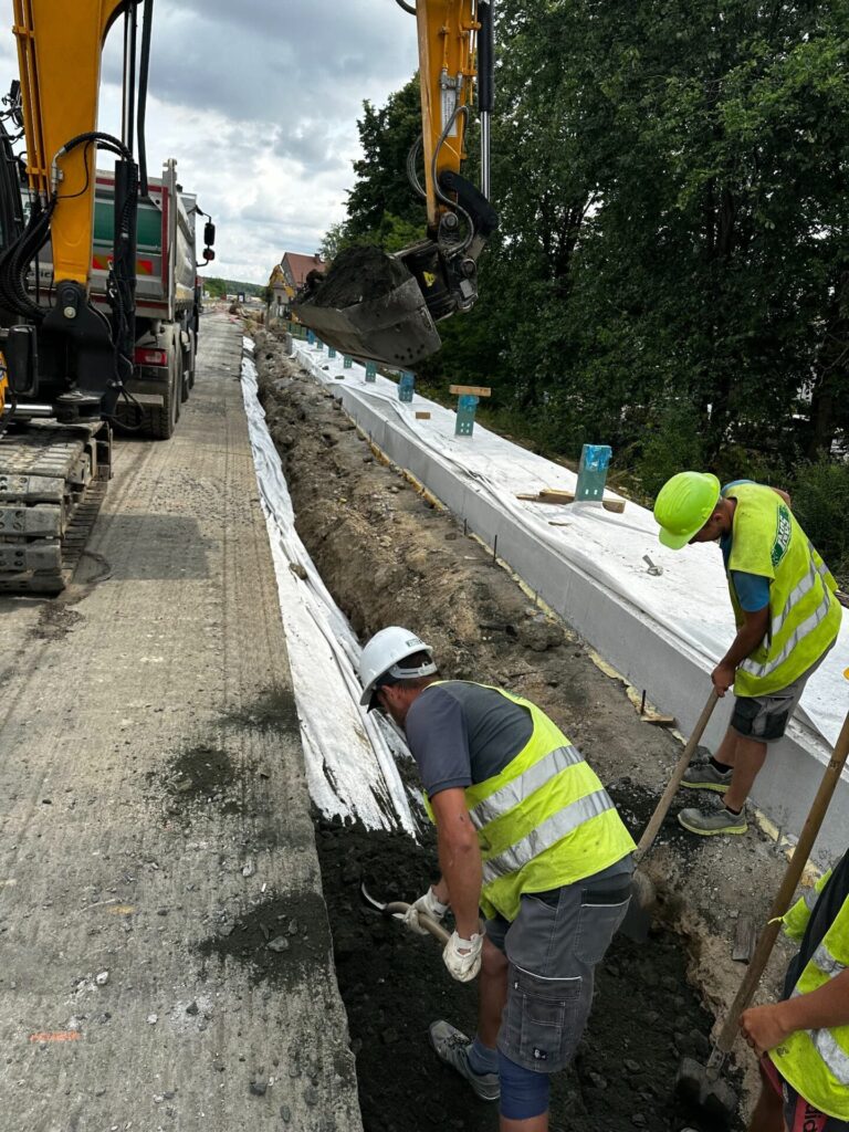 Práce na dálnici D10 u Benátek nad Jizerou mají skončit do konce srpna. Foto: ŘSD