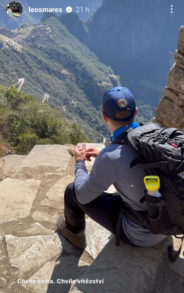 V cíli se naskytl nádherný výhled z Brány Slunce na Machu Picchu i synovi Matějovi. Foto: Instagram Leoše Mareše