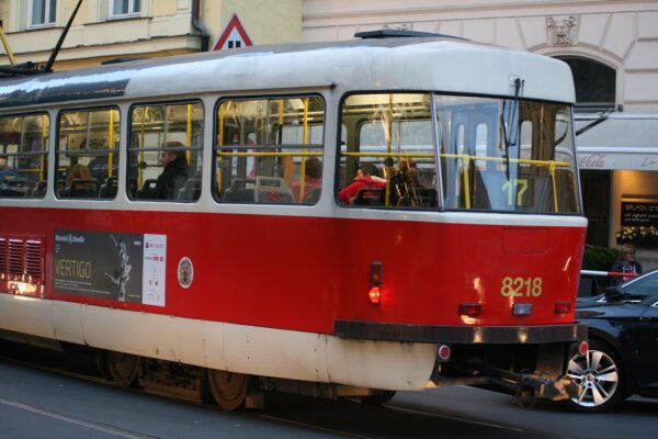 Doprava v centru Prahy. Foto: Pixbay