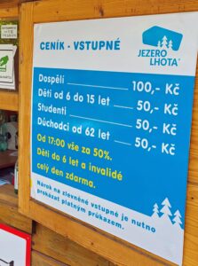 Ceník vstupného jezera Lhota v roce 2023. Foto: ČRzprávy.cz