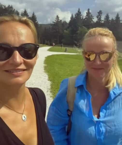Monika Absolonová a Vendula Pizingerová o víkendu vyrazily do Krkonoš. Zdroj: Instagram