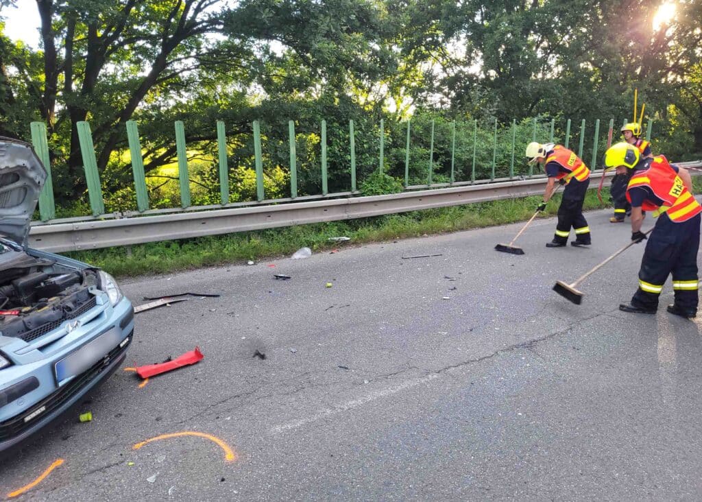 Tragická nehoda u Studénky. Foto: HZS