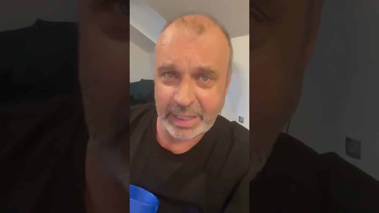 Video Thumbnail: Petr Rychlý se vážně zranil, tohle vzkázal fanouškům