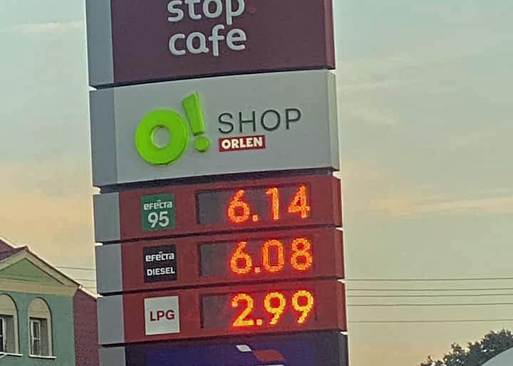 Ceny na čerpacích stanicích v Polsku. Foto: FB