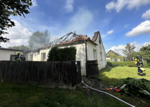Výbuch domu v Otinovsi na Prostějovsku. Foto: HZS OLK