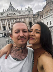 Přemek Forejt a Eva Salvatore Burešová na romantickém výletu ve Vatikánu. Zdroj: IG