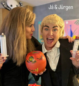 Mikol Leitgeb a Martina Pártlová na halloweenské party. Zdroj: IG