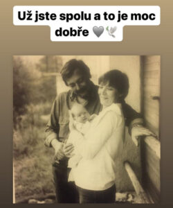 Kristýna Leichtová oplakává dědu. Zdroj: Instagram