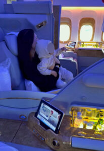 Na dovolenou do Dubaje vzal Leoš Mareš rodinu první třídou v aerolinkách Emirates. Zdroj: IG