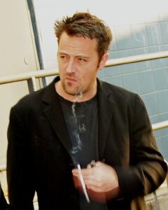 matthew perry prátelé 8