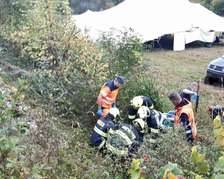 Vlak srazil muže u Kájova na Českokrumlovsku. Foto: ZZS JČK