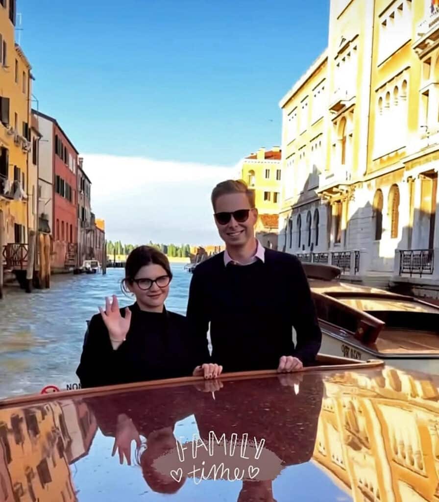 Roubínkova sestra Lia s partnerem v Benátkách, Zdroj: IG