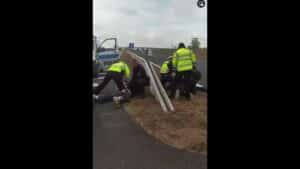 Video Thumbnail: Policie na dálnici D1 zadržela Pavla Zítka