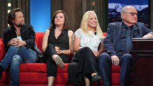 Richard Krajčo, spisovatelka Hana Lasicová, urolog Jan Dvořáček a jeho pacientka Lucie Macurová v Show Jana Krause. Foto: Prima