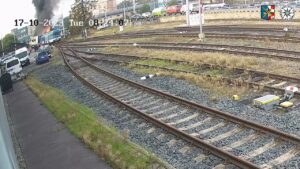 Video Thumbnail: Srážku vlaku s kamionem v Olomouci zachytily kamery