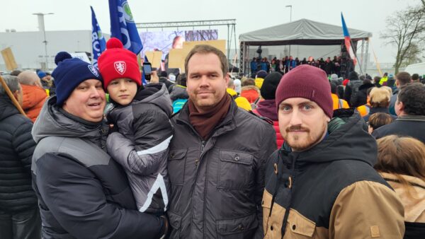 V Mladé Boleslavi se stávkuje proti vládě. Foto: CRzprávy
