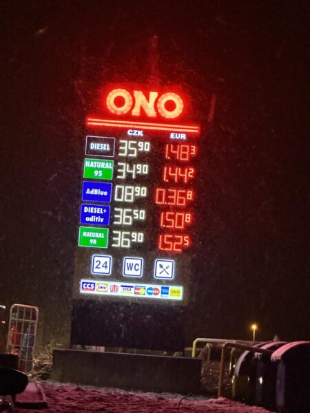 Čerpací stanice Tank ONO prodávají Natural 95 za 34,90 Kč. Foto: ČRzprávy