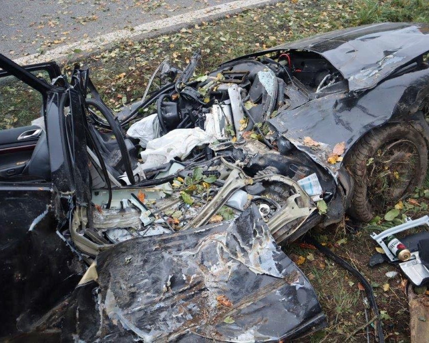 Před nehodou u Dubé to bývala Škoda Superb. Foto: Policie ČR