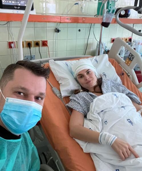 Denisa Zajícová se roky léčí s rakovinou mozku. Na snímku s manželem. Foto: IG/foodtherapybydenisa