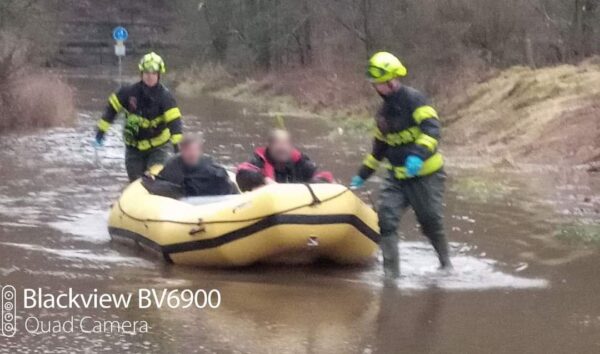 Povodně na Karlovarsku. Foto: HZS