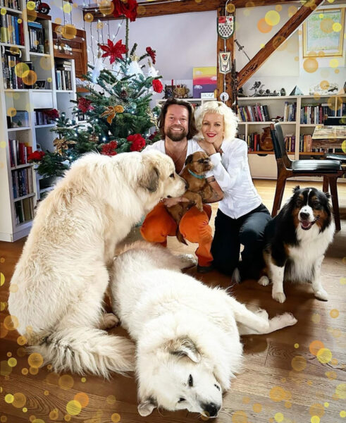 Richard Krajčo, Karin Babinská a jejich psi.