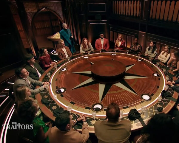 Záběry z reality show The Traitors (Zrádci), kterou chystá TV Prima.