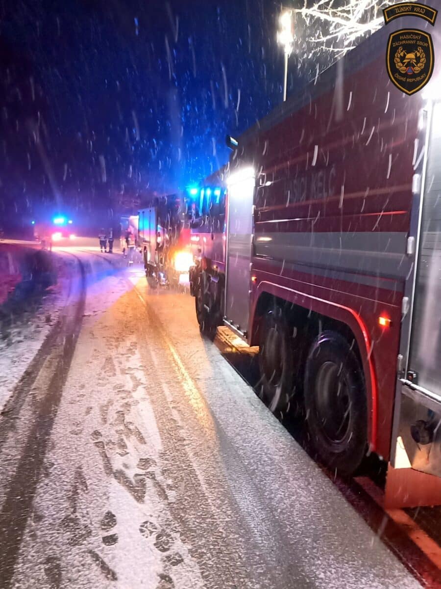Velké množství nehod řešili hasiči na Zlínsku. Foto: HZS
