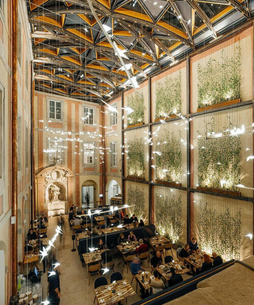 Impozantní prostory restaurace 420 na Staroměstském náměstí. Foto: Radek Kašpárek