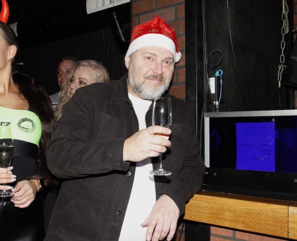 Roman Ondráček na Mikulášské party v klubu La Fuente. Foto: Pavel Gwužď / Nextfoto