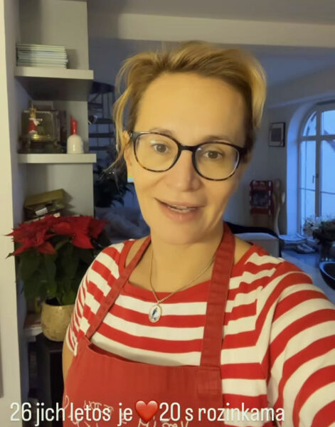 Monika Absolonová v pekařském zápřahu. Napekla neskutečných 26 vánoček!