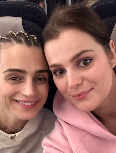 Ivana Jirešová a Ornella Koktová spolu seděly v letadle na Survivor 2024. Foto: IG