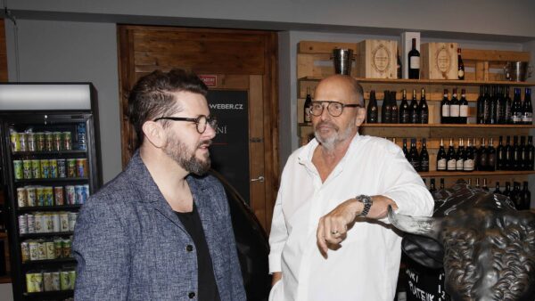 Porotci pořadu Česko na grilu Martin Svatek a Zdeněk Pohlreich. Foto: Nextfoto