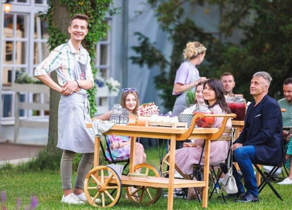 Vojtu ve finále pořadu Peče celá země podpořila celá rodina. Foto: ČT