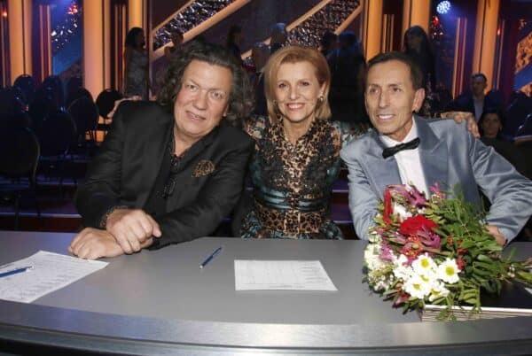 Richard Genzer, Tatiana Drexler a Zdeněk Chlopčík ve StarDance. Foto: Nextfoto