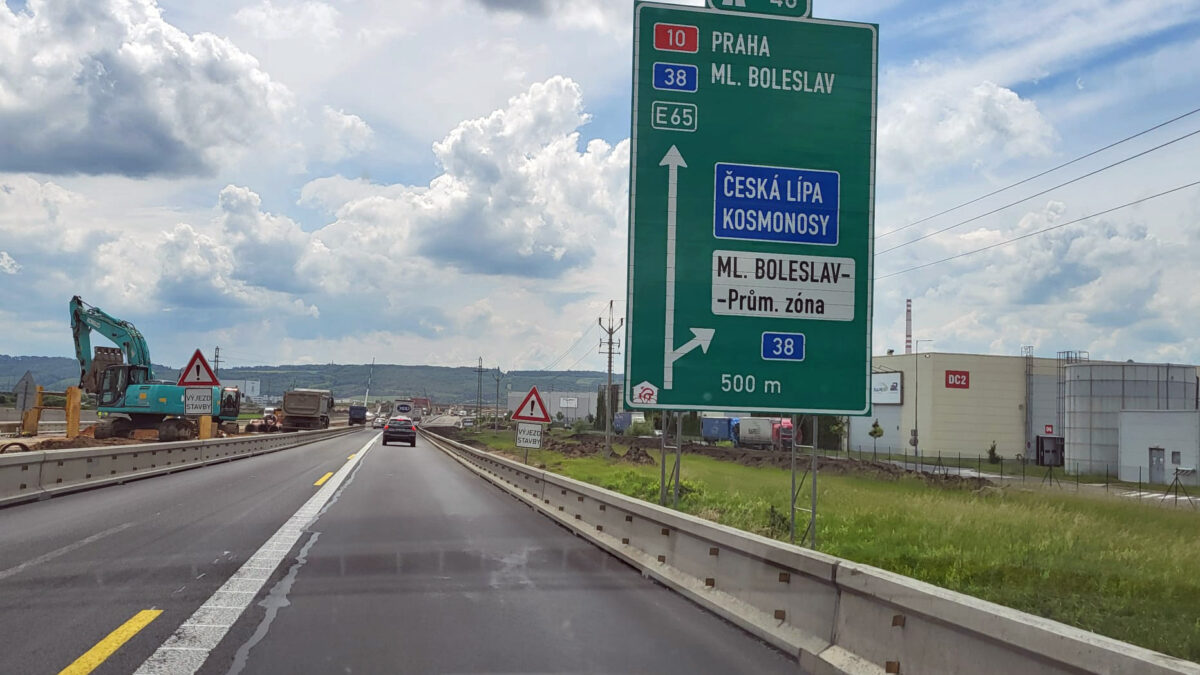 Nová sjezd z dálnice D10 na Kosmonosy. Foto: ČRzprávy