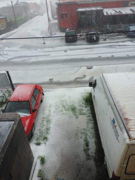 Kroupy zasypaly Rokycansko. Foto: město Zbiroh