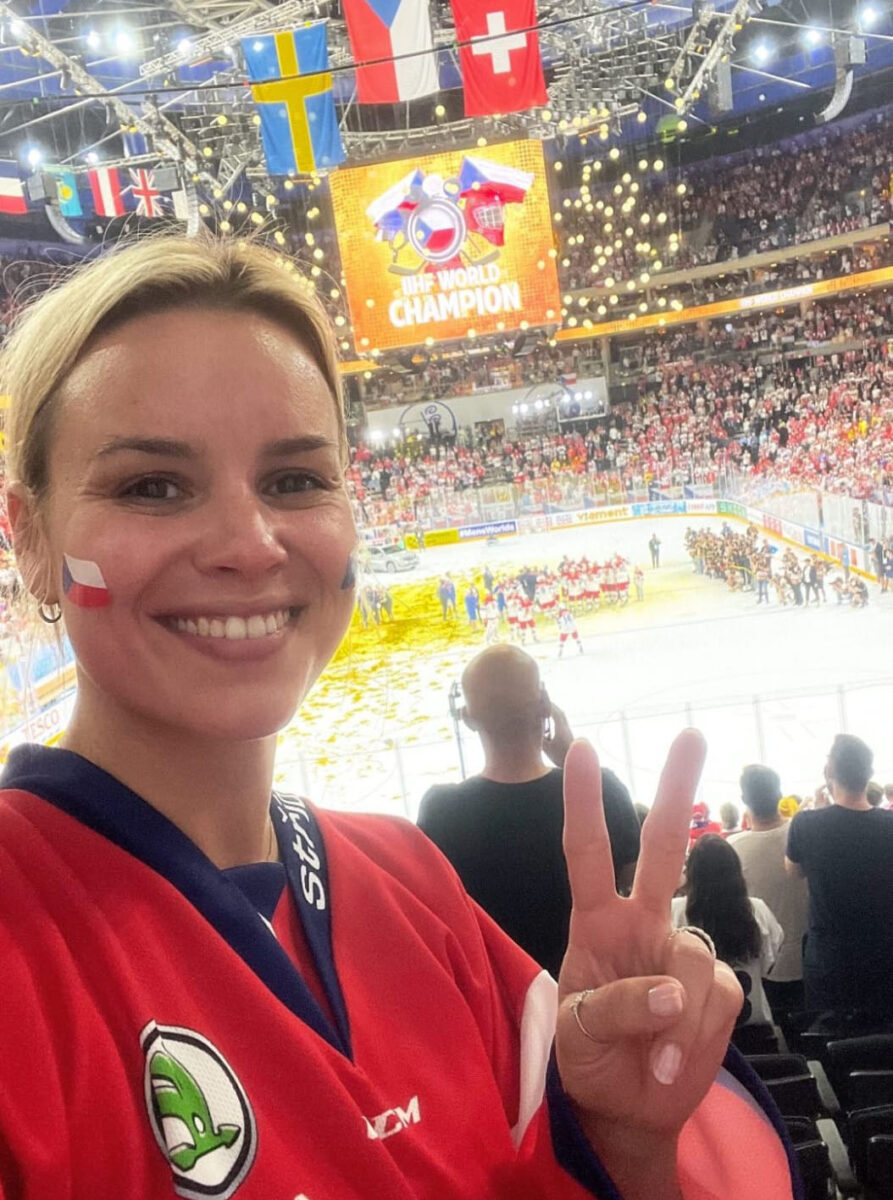 Hokejisty hnala k vítězství i herečka Patricie Pagáčová. Zdroj: IG