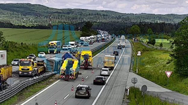 Nehoda kamionu na D1 komplikuje dopravu, tvoří se kolony. Foto: ŘSD