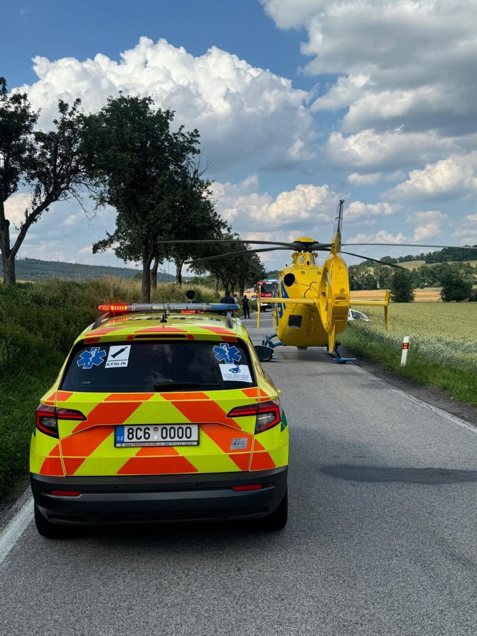 Tragická nehoda u Bavorova. Zemřeli dva motorkáři. Foto: ZZS