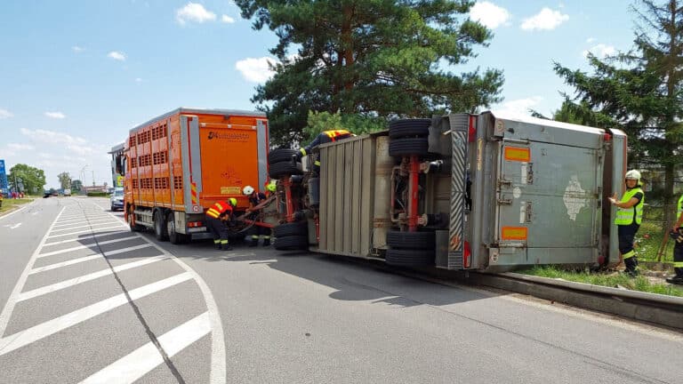 Nehoda v Býšti. Foto: HZS