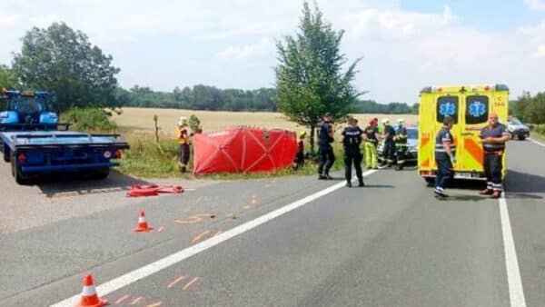 Tragická nehoda motorkáře u Libice. Foto: PČR