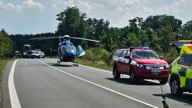 Tragická nehoda motorkáře u Libice. Foto: PČR