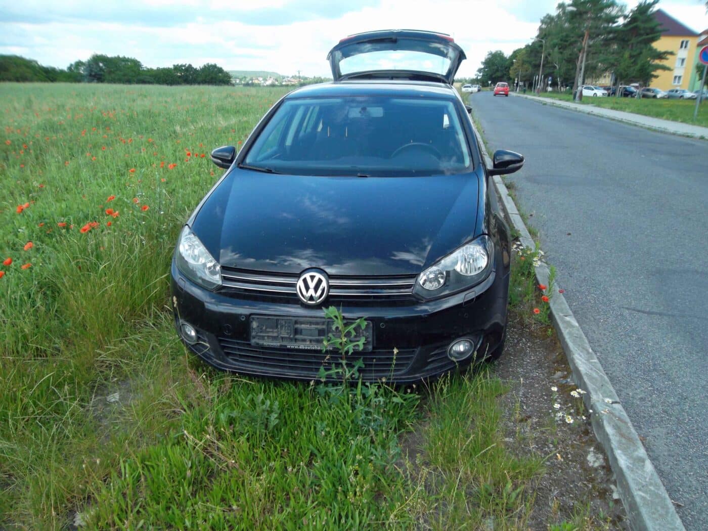 Na konci července se bude dražit VW Golf. Vyvolávací cena je 36 tisíc korun.