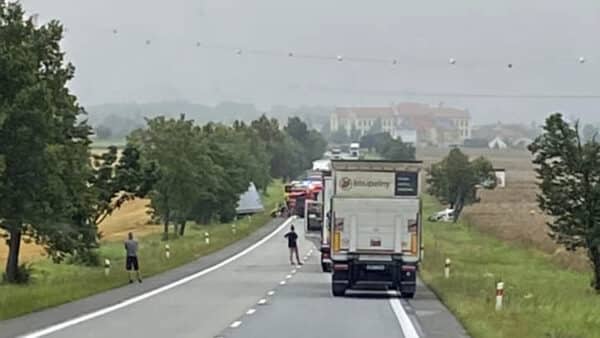 Tragická nehoda u Protivína. Auto vjelo před kamion. Foto: PČR